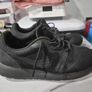 Black Nike Sneakers